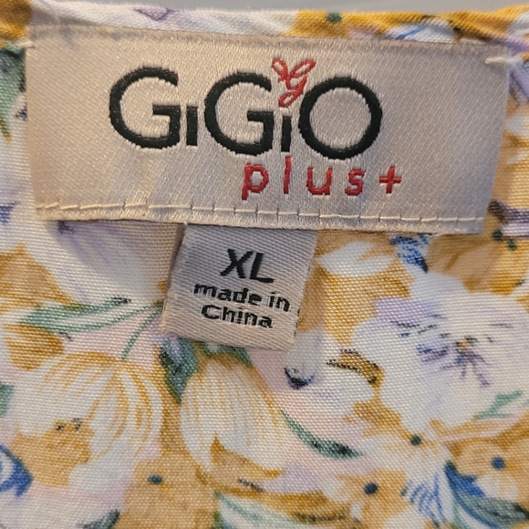 Floral Yellow and Green Women's Top - Picture 2 of 6